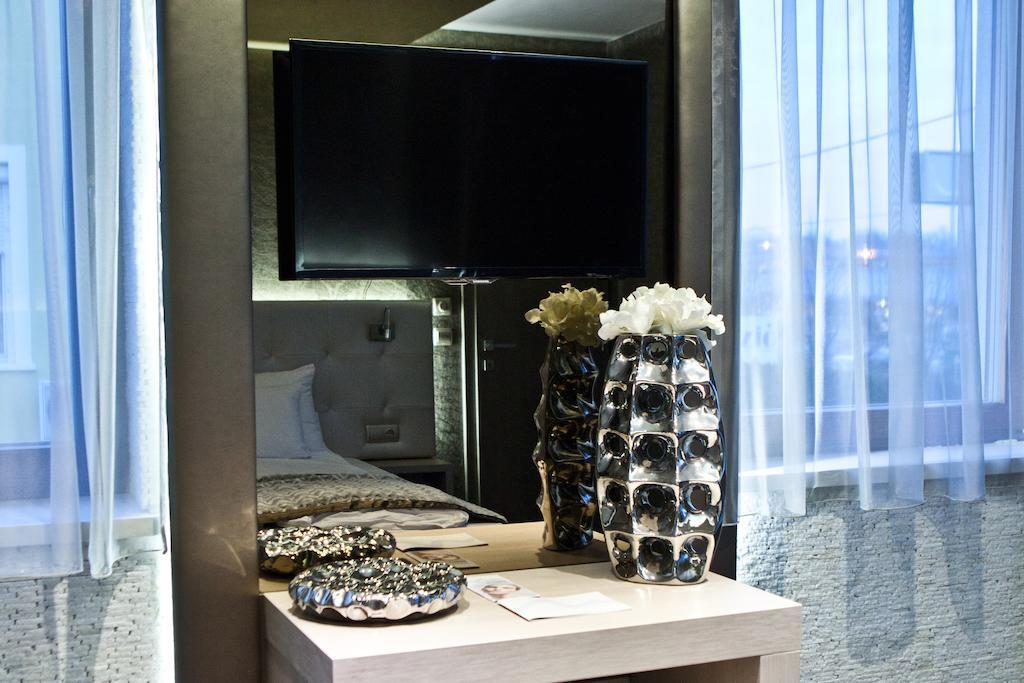 Mirage Hotel Шарвар Экстерьер фото